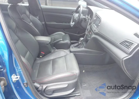 2018 Hyundai Elantra Sport из США, поврежденный, VIN KMHD04LB1JU530909